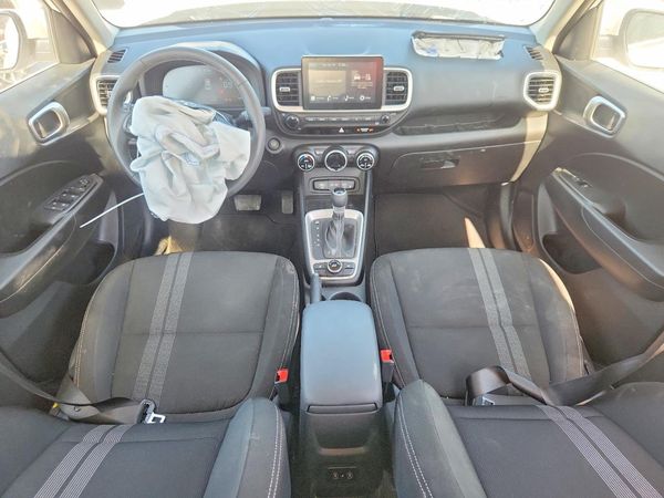 2026 HYUNDAI VENUE SEL, SEL w/ 2-Tone Roof