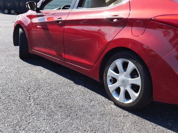 2012 HYUNDAI ELANTRA
