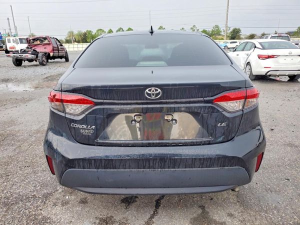 2022 TOYOTA COROLLA
