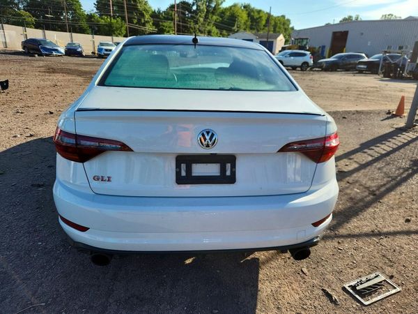 2019 VOLKSWAGEN JETTA