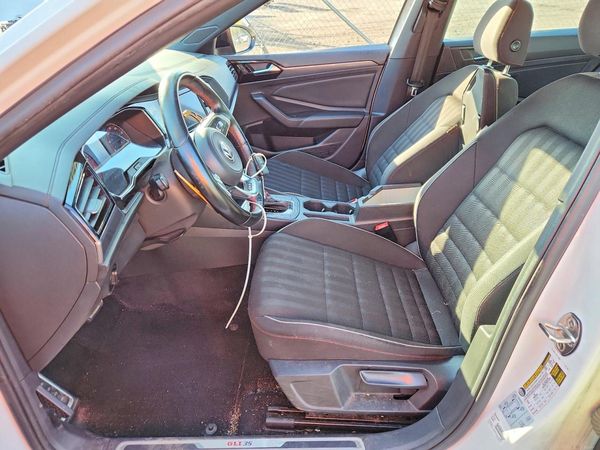 2019 VOLKSWAGEN JETTA