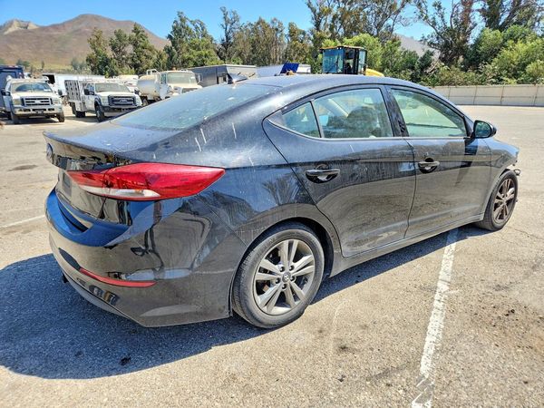 2018 HYUNDAI ELANTRA