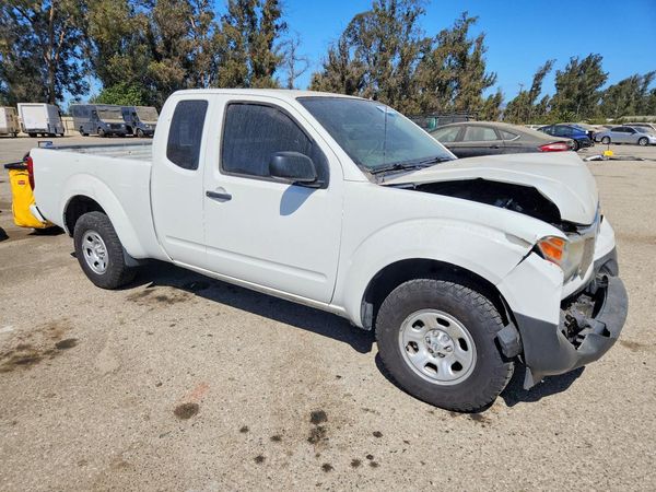 2018 NISSAN FRONTIER