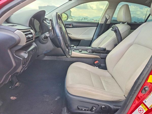 2015 LEXUS IS