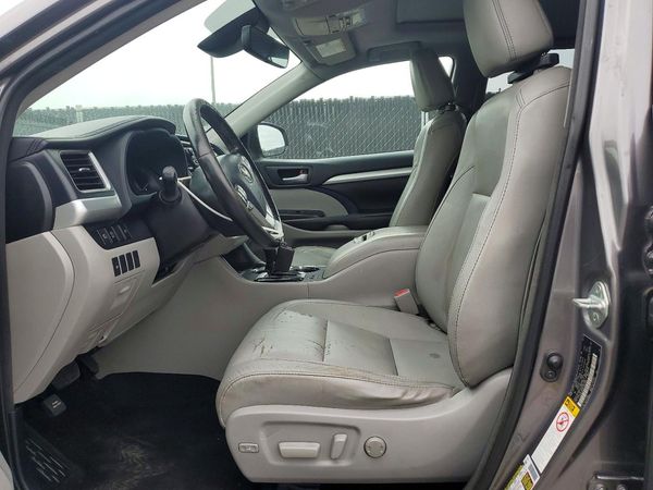 2018 TOYOTA HIGHLANDER SE/XLE