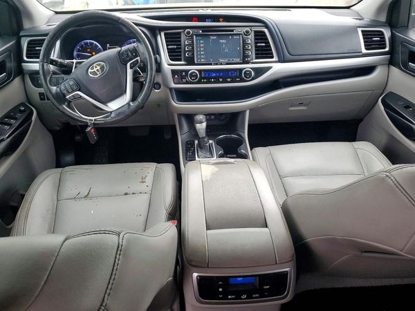 2018 TOYOTA HIGHLANDER SE/XLE