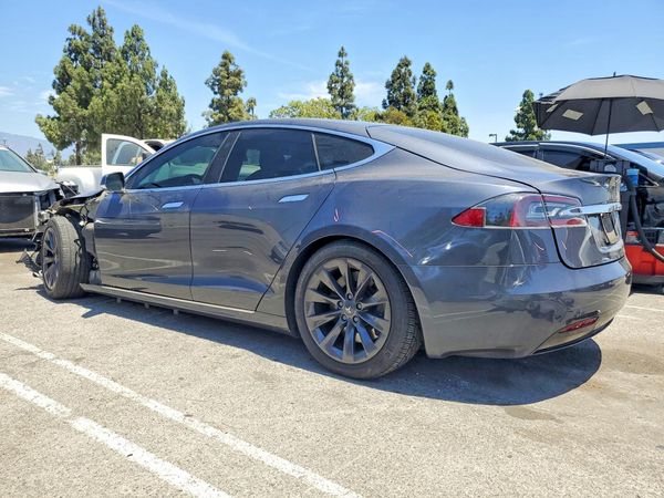 2020 TESLA MODEL S
