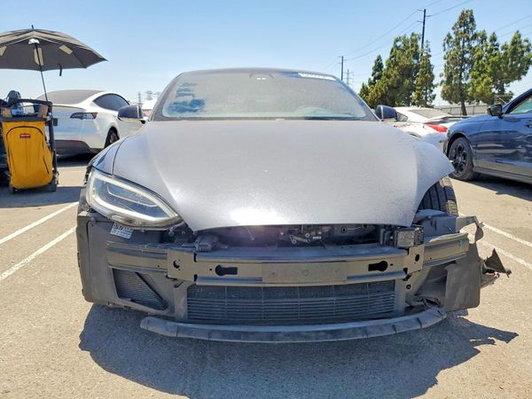 2020 TESLA MODEL S