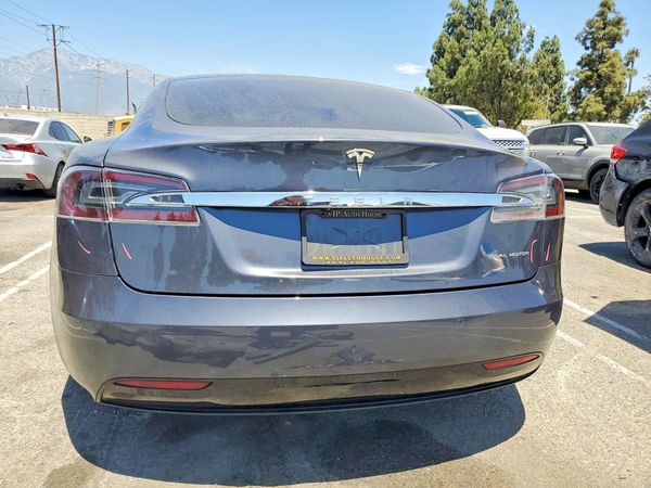 2020 TESLA MODEL S
