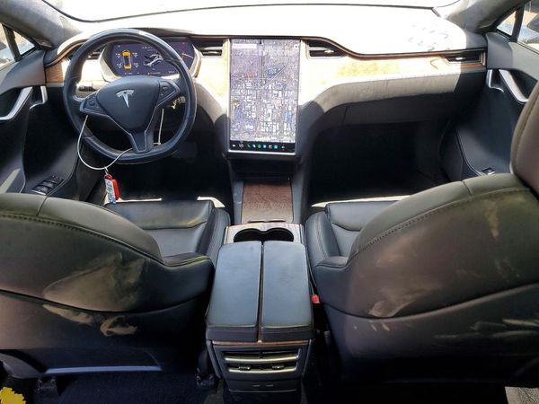 2020 TESLA MODEL S