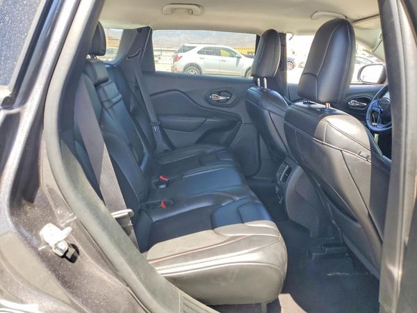 2019 JEEP CHEROKEE TRAILHAWK 4X4