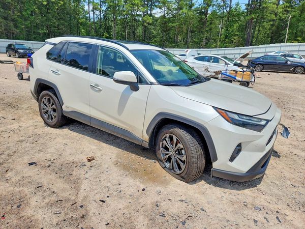2022 TOYOTA RAV4 Limited