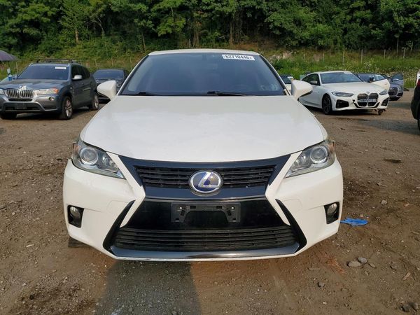 2016 LEXUS CT 200h