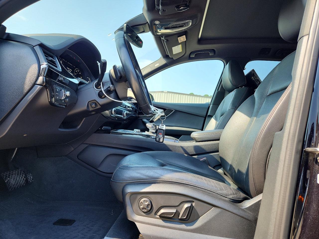2017 AUDI Q7 quattro Prestige