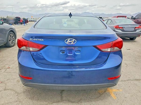 2016 HYUNDAI ELANTRA