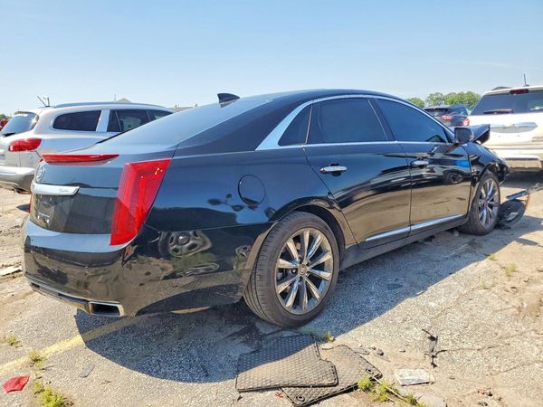 2015 CADILLAC XTS