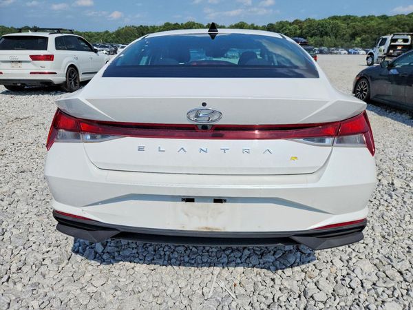 2021 HYUNDAI ELANTRA