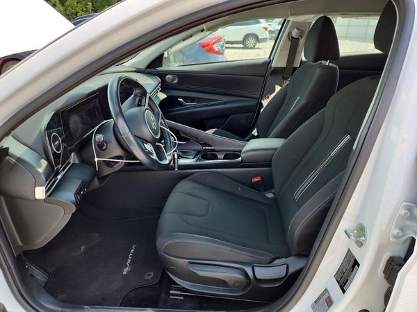 2021 HYUNDAI ELANTRA
