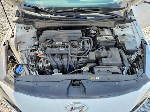 2021 HYUNDAI ELANTRA