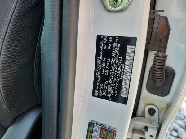 2021 HYUNDAI ELANTRA