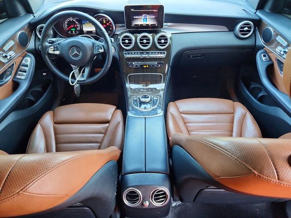 2018 MERCEDES-BENZ GLC GLC300