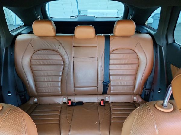2018 MERCEDES-BENZ GLC GLC300