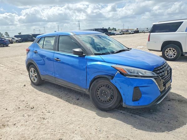 2021 NISSAN KICKS