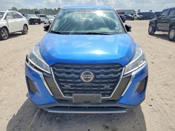 2021 NISSAN KICKS