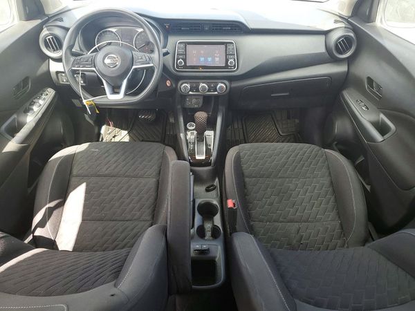 2021 NISSAN KICKS