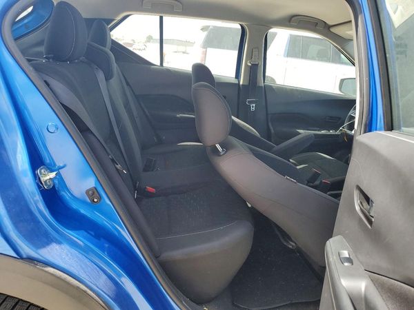 2021 NISSAN KICKS