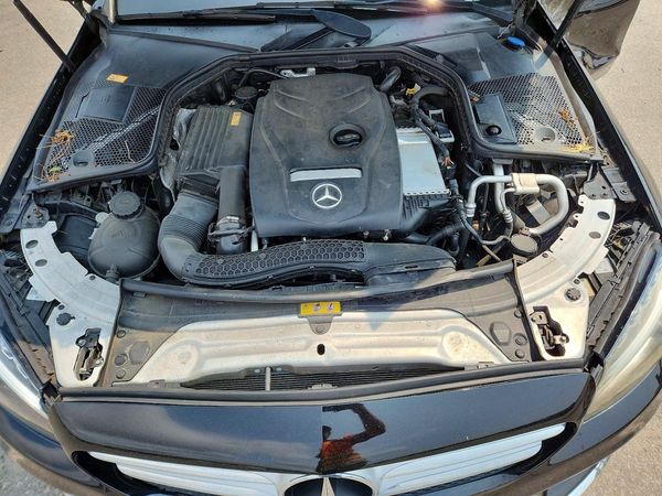 2016 MERCEDES-BENZ C C300-4M