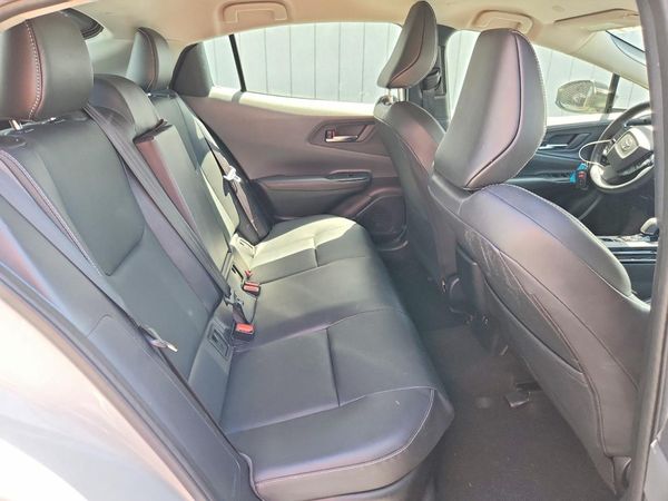 2025 TOYOTA PRIUS
