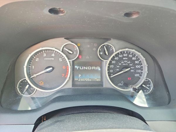 2016 TOYOTA TUNDRA SR5 — ODOM
