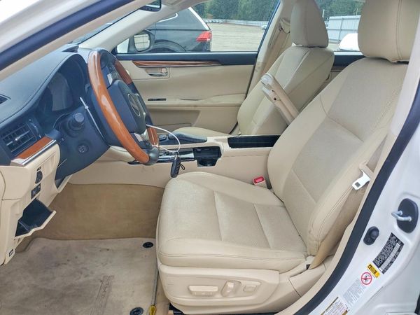 2015 LEXUS ES