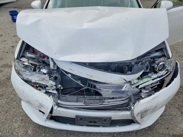 2015 LEXUS ES