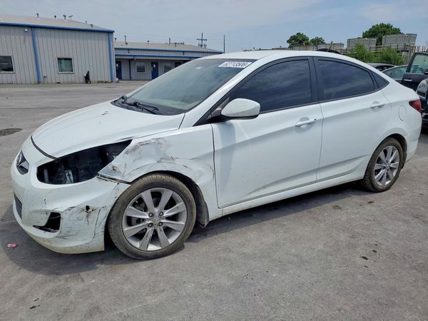 2014 HYUNDAI ACCENT