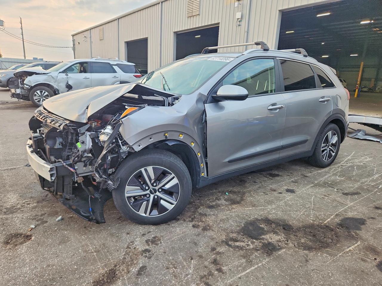 2022 KIA NIRO LX, LXS, LXS SE
