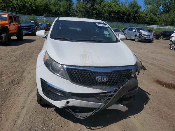 2015 KIA SPORTAGE GL - Middle-low