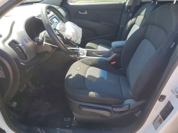 2015 KIA SPORTAGE GL - Middle-low