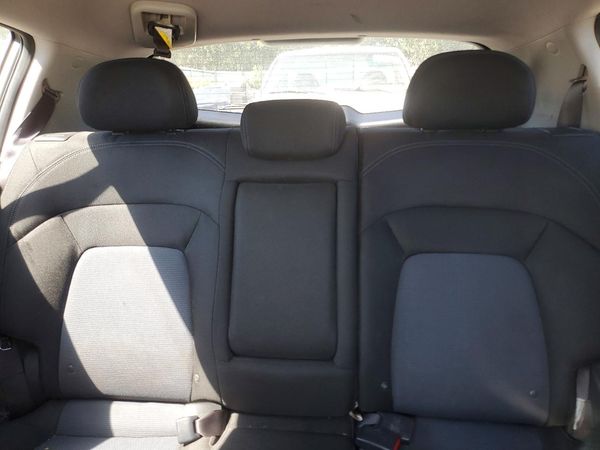 2015 KIA SPORTAGE GL - Middle-low
