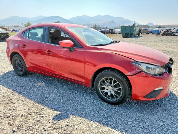 2014 MAZDA 3