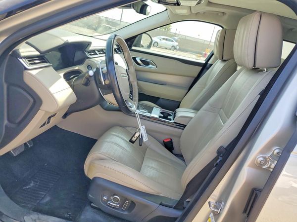 2019 LAND ROVER RANGE ROVER VELAR R-Dynamic HSE