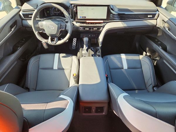 2026 TOYOTA CAMRY