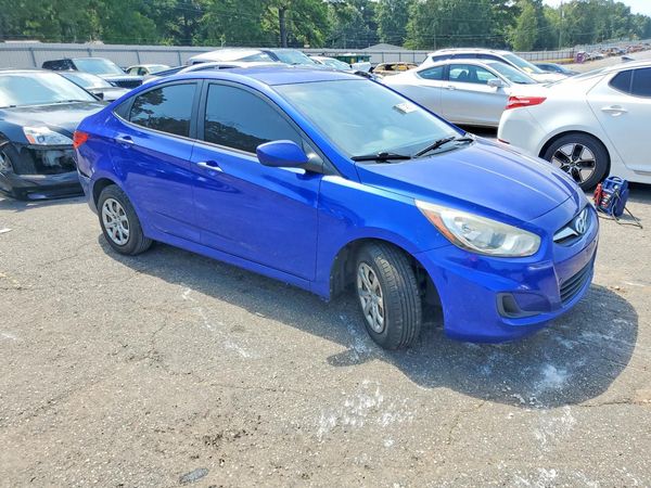 2013 HYUNDAI ACCENT GLS, GS