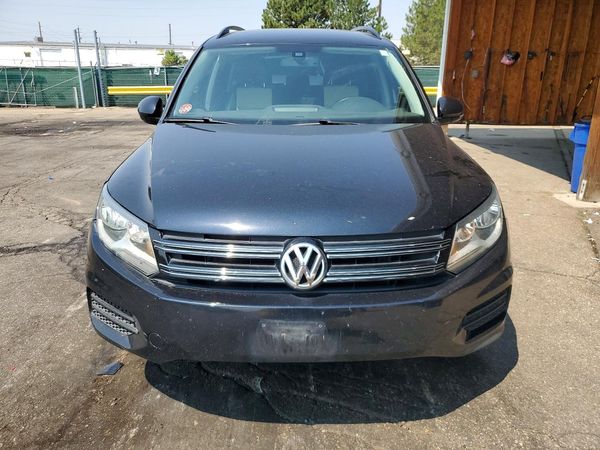 2017 VOLKSWAGEN TIGUAN