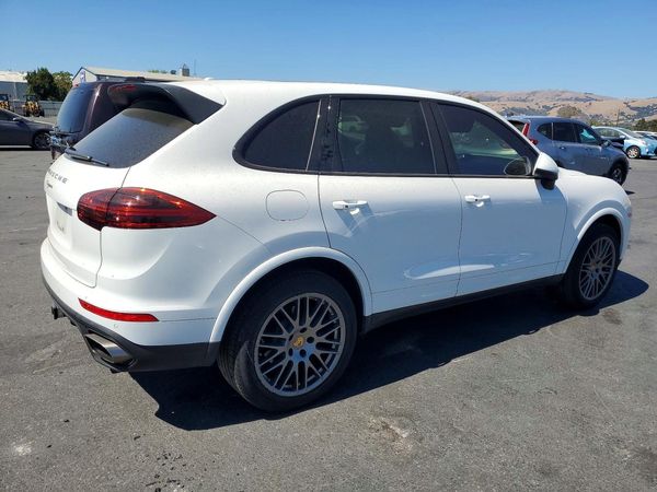 2018 PORSCHE CAYENNE Base / Platinum Edition
