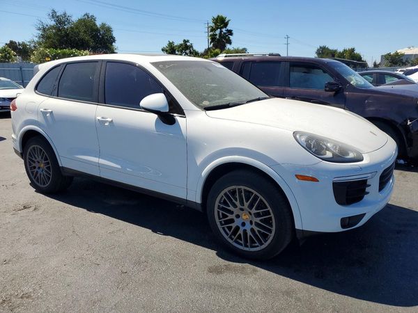 2018 PORSCHE CAYENNE Base / Platinum Edition