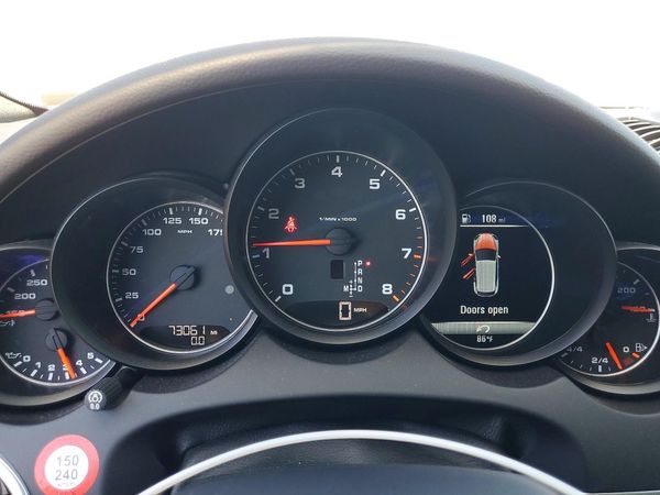 2018 PORSCHE CAYENNE Base / Platinum Edition