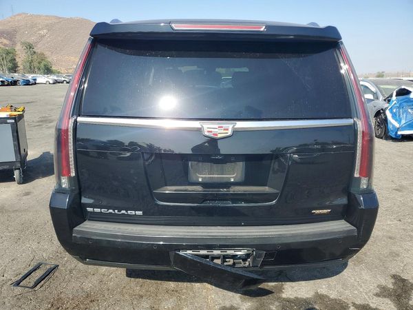 2020 CADILLAC ESCALADE