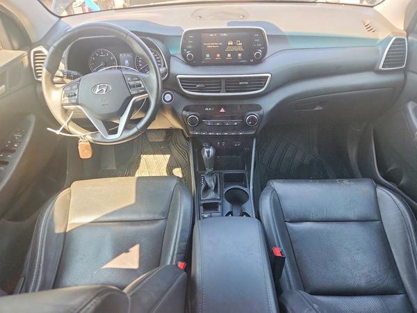 2020 HYUNDAI TUCSON